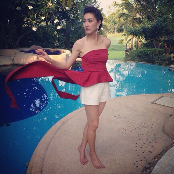 แพนเค้ก เขมนิจ - เกรซ กาญจน์เกล้า ใน ละคร ปีกมงกุฎ แพนเค้ก เขมนิจ - เกรซ กาญจน์เกล้า ใน ละคร ปีกมงกุฎ