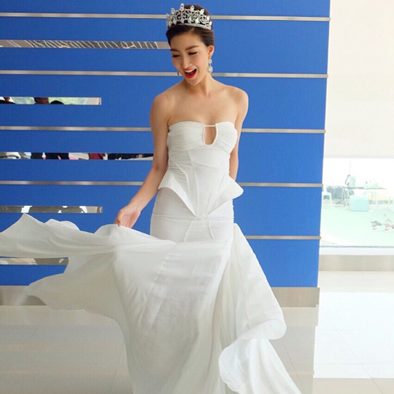 แพนเค้ก เขมนิจ - เกรซ กาญจน์เกล้า ใน ละคร ปีกมงกุฎ แพนเค้ก เขมนิจ - เกรซ กาญจน์เกล้า ใน ละคร ปีกมงกุฎ