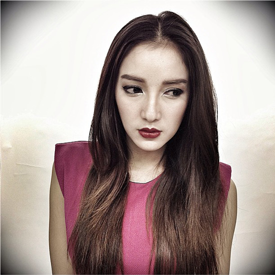 แพท ณปภา ในบท ไอโกะ มิซาว่า ละคร รอยรักหักเหลี่ยมตะวัน ซีรีส์ The Rising Sun แพท ณปภา ในบท ไอโกะ มิซาว่า ละคร รอยรักหักเหลี่ยมตะวัน ซีรีส์ The Rising Sun