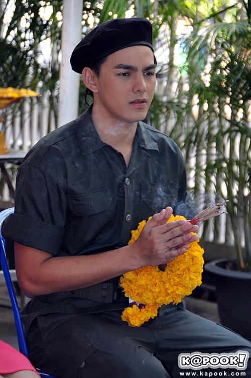 ละคร เพลงรักผาปืนแตก บวงสรวง ละคร เพลงรักผาปืนแตก บวงสรวง