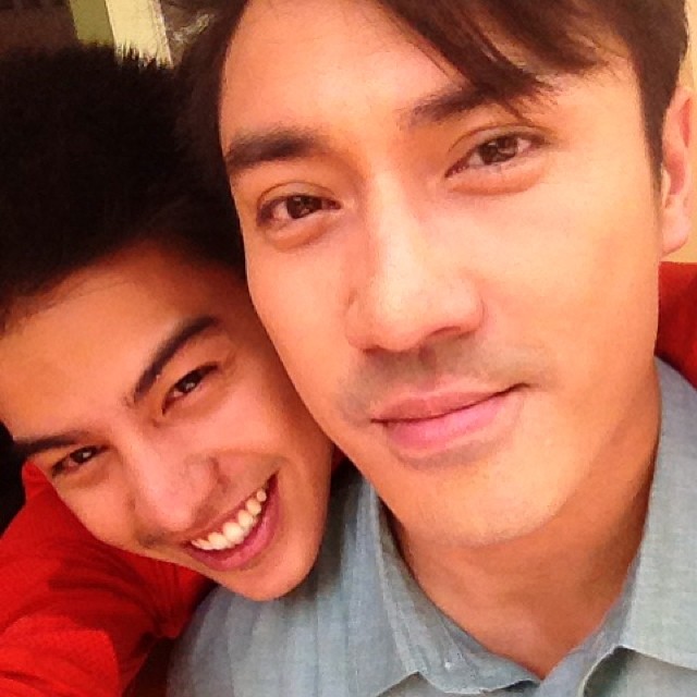 โอ๊ค ภานุพงศ์ เศรษฐเสถียร โอ๊ค ภานุพงศ์ เศรษฐเสถียร