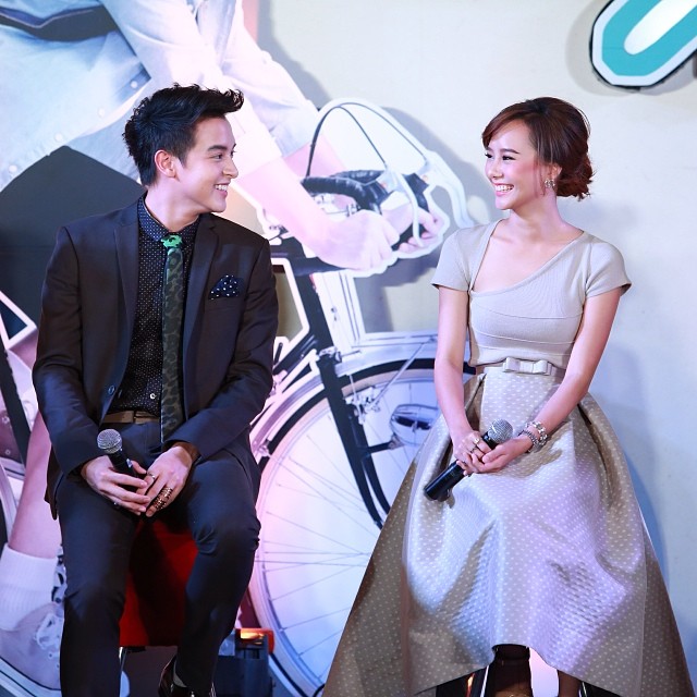 เจมส์ จิรายุ - เต้ย จรินทร์พร เปิดตัวหนัง TimeLine เจมส์ จิรายุ - เต้ย จรินทร์พร เปิดตัวหนัง TimeLine