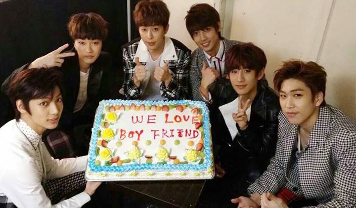 ประวัติ Boyfriend ประวัติ Boyfriend