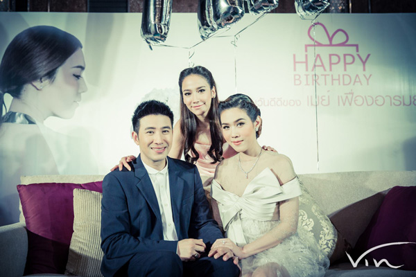 งานแต่งเมย์ เฟื่องอารมย์ หนุ่ม กรรชัย งานแต่งเมย์ เฟื่องอารมย์ หนุ่ม กรรชัย