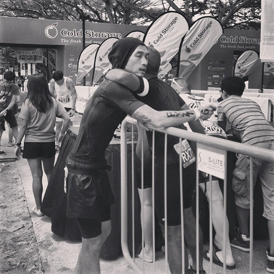 ตูน บอดี้สแลม คว้าที่ 6 แข่งไตรกีฬาที่สิงคโปร์ ตูน บอดี้สแลม คว้าที่ 6 แข่งไตรกีฬาที่สิงคโปร์