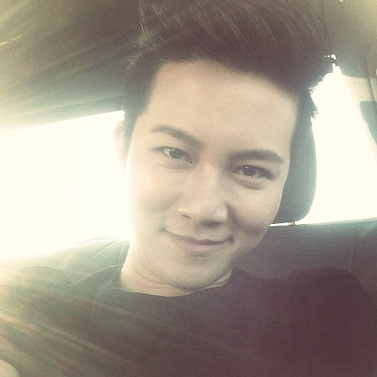 อั๋น ภูวนาท อั๋น ภูวนาท