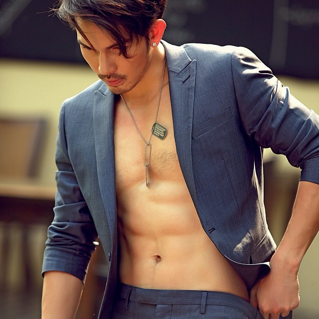 อั้ม อธิชาติ - นัท มีเรีย ปกนิตยสาร ดิฉัน อั้ม อธิชาติ - นัท มีเรีย ปกนิตยสาร ดิฉัน