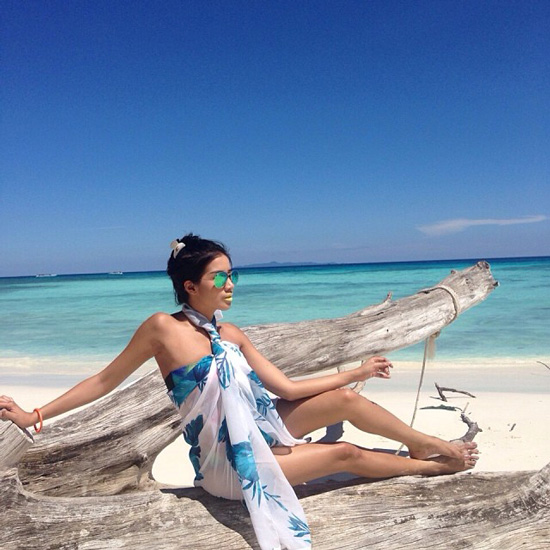 ใบเตย อาร์สยาม ในชุดว่ายน้ำ ใบเตย อาร์สยาม ในชุดว่ายน้ำ