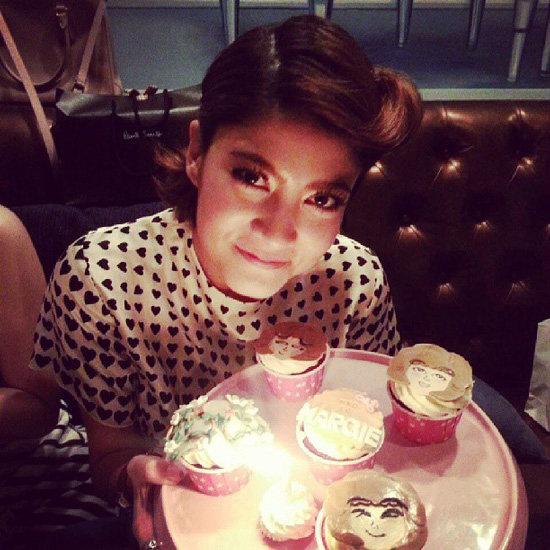 ปาร์ตี้ส่วนตัวของแก๊งไร่สายลม พร้อม เบิร์ธเดย์ มาร์กี้ ราศรี ปาร์ตี้ส่วนตัวของแก๊งไร่สายลม พร้อม เบิร์ธเดย์ มาร์กี้ ราศรี