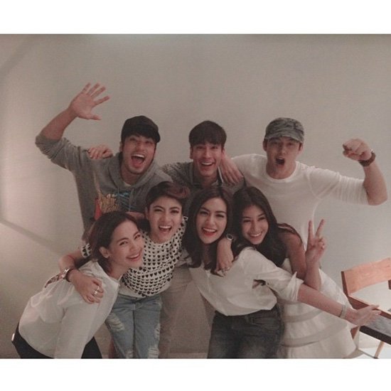 ปาร์ตี้ส่วนตัวของแก๊งไร่สายลม พร้อม เบิร์ธเดย์ มาร์กี้ ราศรี ปาร์ตี้ส่วนตัวของแก๊งไร่สายลม พร้อม เบิร์ธเดย์ มาร์กี้ ราศรี