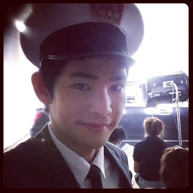 ยีนส์ ธนธร ศวัสกร ยีนส์ ธนธร ศวัสกร