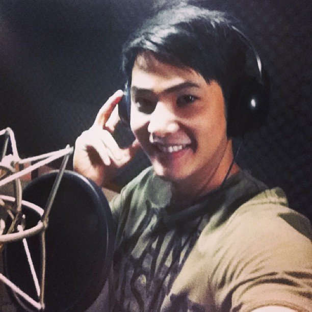 ยีนส์ ธนธร ศวัสกร ยีนส์ ธนธร ศวัสกร