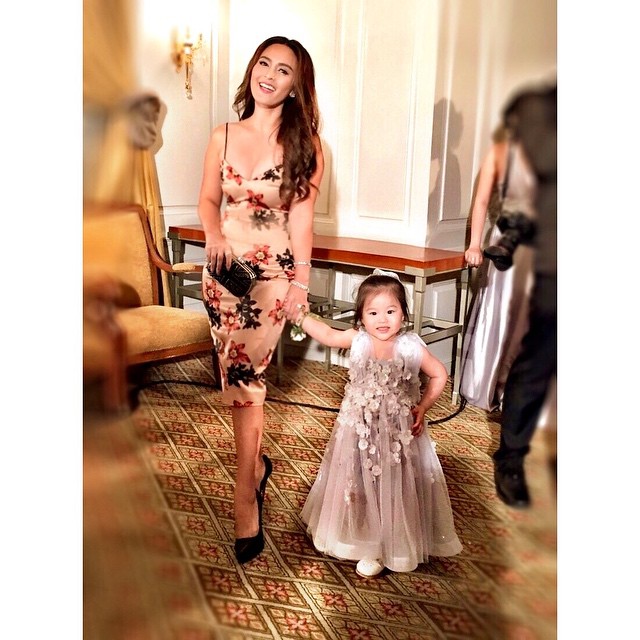 วุ้นเส้น นานา เอมมี่ วุ้นเส้น นานา เอมมี่