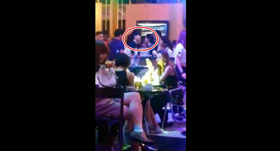 โม อมีนา ภาพหลุด จูบปากสาวทอม โม อมีนา ภาพหลุด จูบปากสาวทอม