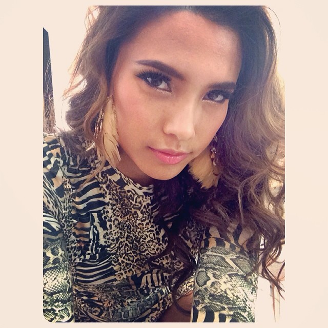 แก้ว ซาซ่า แก้ว ซาซ่า