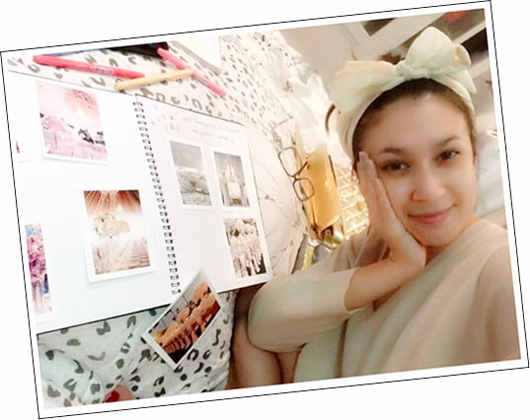 เอมี่ กลิ่นประทุม เอมี่ กลิ่นประทุม