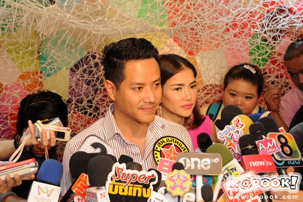 อาร์ต ศรา อ้อม พิยดา แถลงข่าวขอโทษ เจนี่เลิกเอ๋ อาร์ต ศรา อ้อม พิยดา แถลงข่าวขอโทษ เจนี่เลิกเอ๋