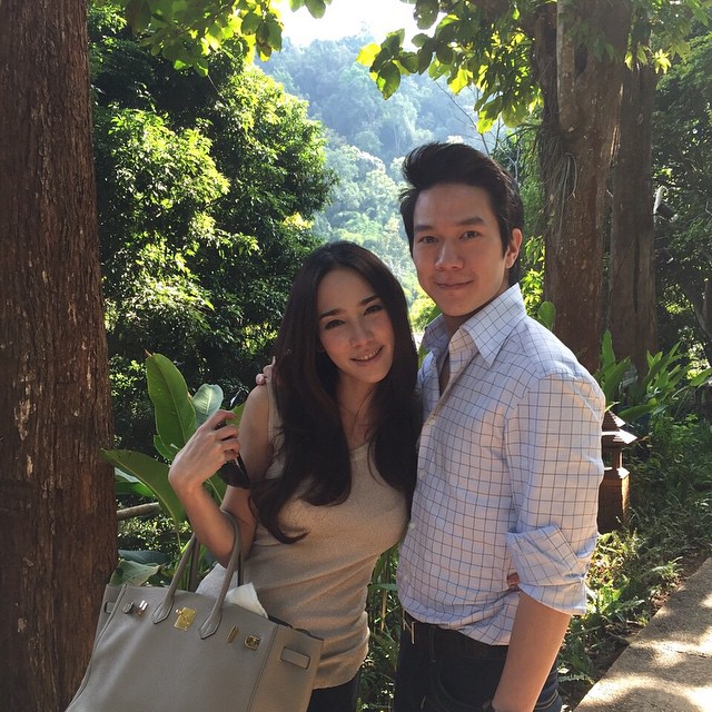 อั้ม แอมป์ อั้ม แอมป์