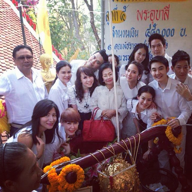 อั้ม พัชราภา - แอมป์ พิธาน อั้ม พัชราภา - แอมป์ พิธาน