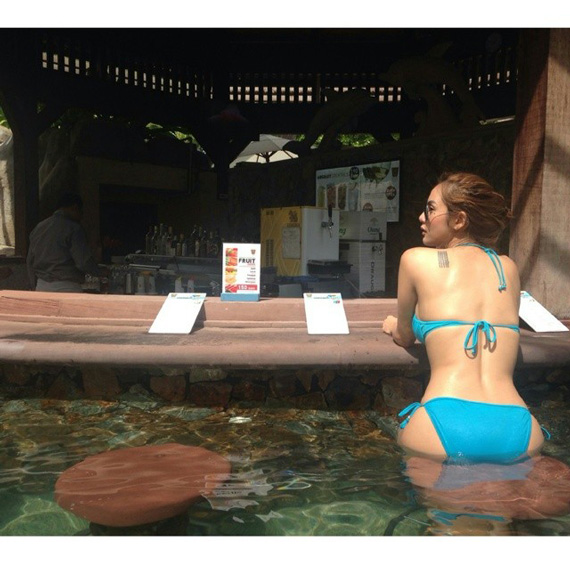 อุ้ม ลักขณา อุ้ม ลักขณา