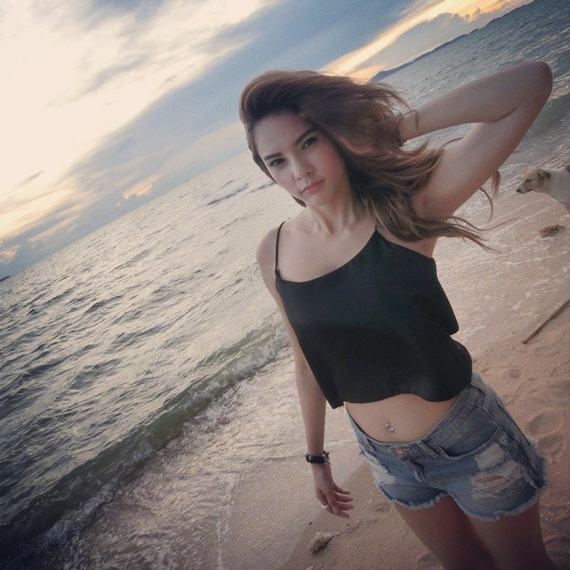 อุ้ม ลักขณา อุ้ม ลักขณา