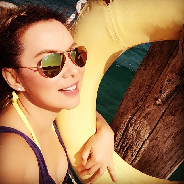 บุ๋ม ปนัดดา ชุดว่ายน้ำ บุ๋ม ปนัดดา ชุดว่ายน้ำ