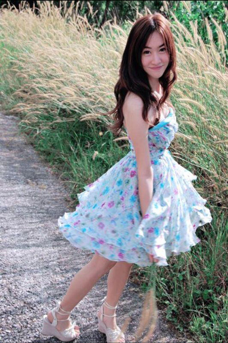 โบว์ ชนาพร เจริญสุข ประวัติ โบว์ ชนาพร เจริญสุข ประวัติ