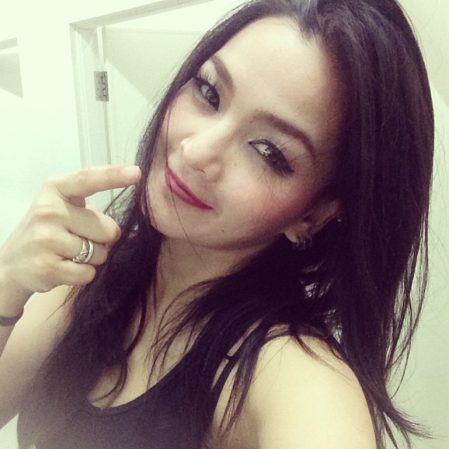 แคนดี้ รากแก่น แคนดี้ รากแก่น