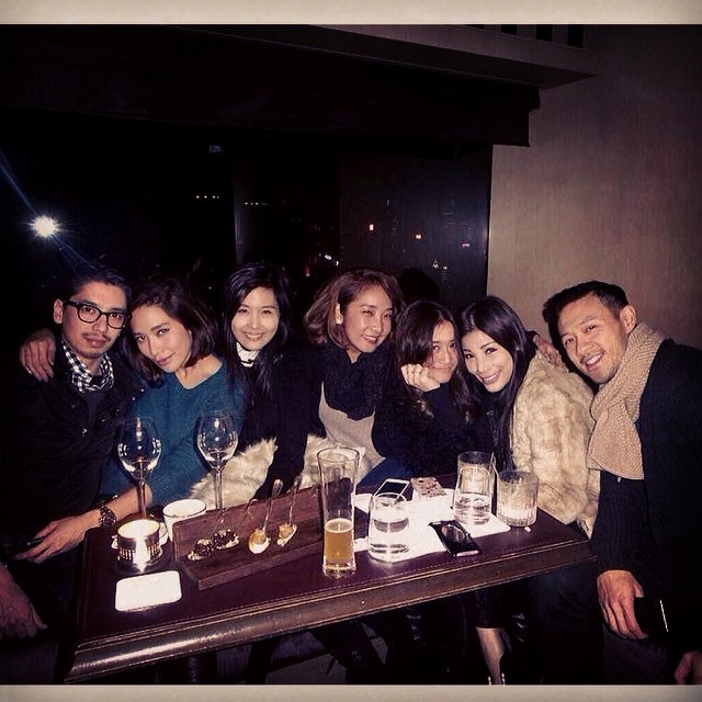 พลอย เฌอมาลย์ - จอห์น - แก๊งแมวสีสวาท พลอย เฌอมาลย์ - จอห์น - แก๊งแมวสีสวาท