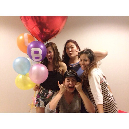 วันเกิด ใบเฟิร์น พิมพ์ชนก วันเกิด ใบเฟิร์น พิมพ์ชนก