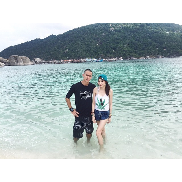 ธามไท โฟร์ ศกลรัตน์ ธามไท โฟร์ ศกลรัตน์