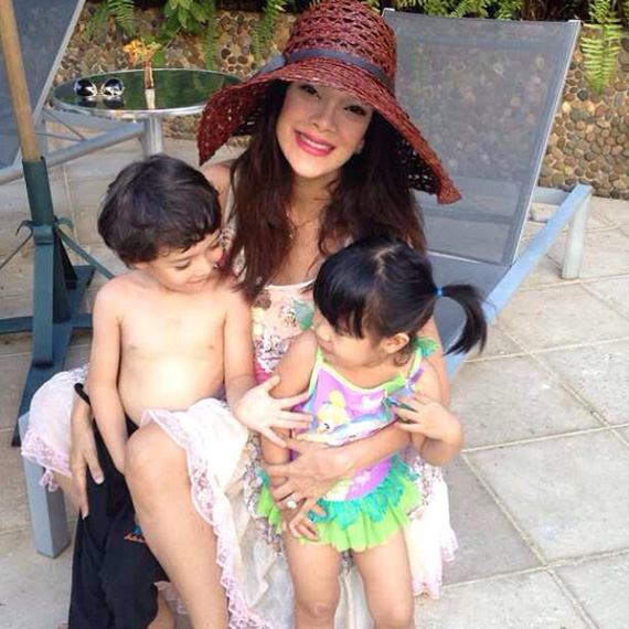 ฮาน่า - ฮิวโก้ - น้องฮาร์เปอร์ ฮาน่า - ฮิวโก้ - น้องฮาร์เปอร์