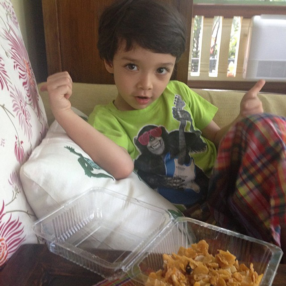 ฮาน่า - ฮิวโก้ - น้องฮาร์เปอร์ ฮาน่า - ฮิวโก้ - น้องฮาร์เปอร์