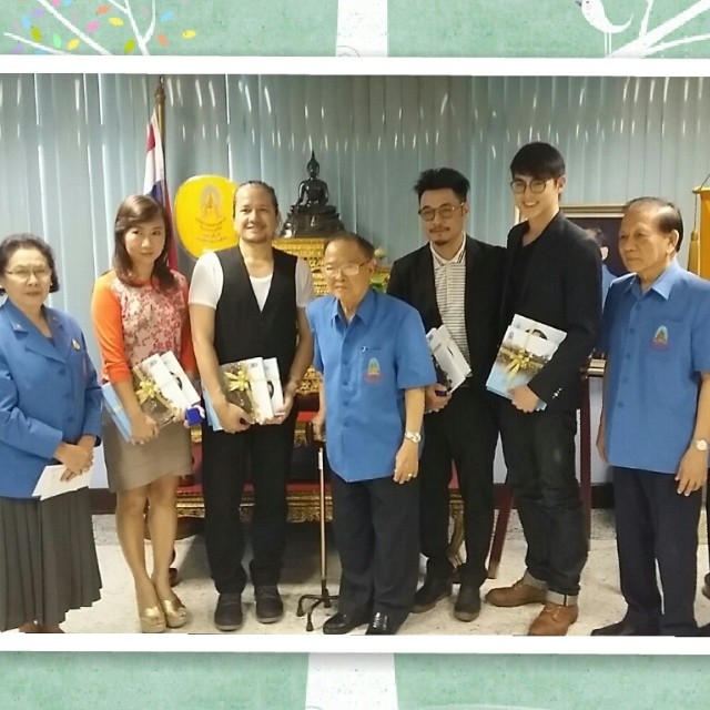 เจมส์ จิรายุ - นิทรรศการ 8609 ภาพเพื่อพ่อ เจมส์ จิรายุ - นิทรรศการ 8609 ภาพเพื่อพ่อ