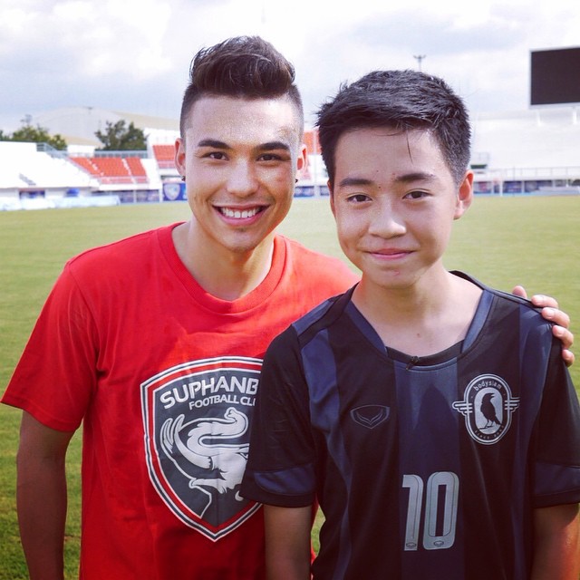 น้องเจแปน น้องจินนี่ ลูก ใหญ่ ฝันดี น้องเจแปน น้องจินนี่ ลูก ใหญ่ ฝันดี