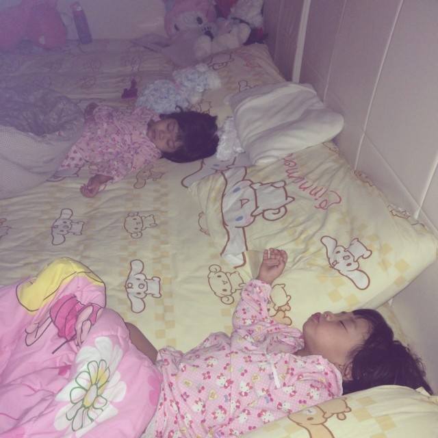 น้องยี่หวา น้องยูจิน - ครอบครัวโจ๊ก โซคูล น้องยี่หวา น้องยูจิน - ครอบครัวโจ๊ก โซคูล