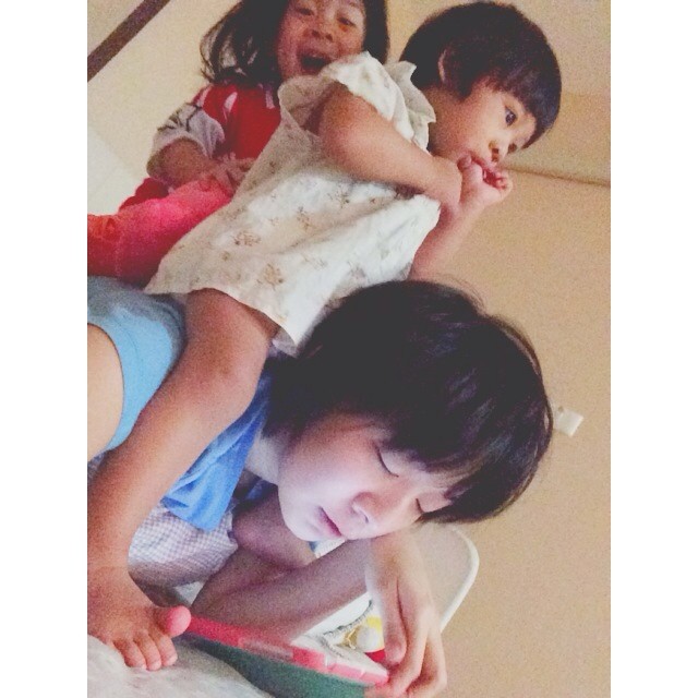 น้องยี่หวา น้องยูจิน - ครอบครัวโจ๊ก โซคูล น้องยี่หวา น้องยูจิน - ครอบครัวโจ๊ก โซคูล