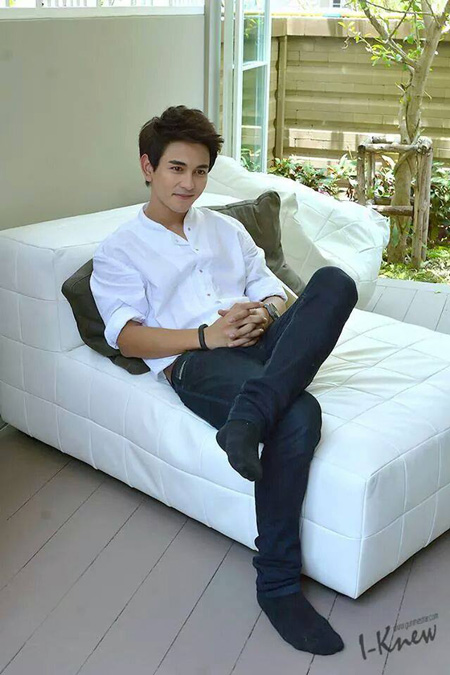 กัน นภัทร ซื้อบ้านให้ครอบครัว กัน นภัทร ซื้อบ้านให้ครอบครัว