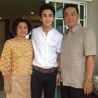 กัน นภัทร ซื้อบ้านให้ครอบครัว กัน นภัทร ซื้อบ้านให้ครอบครัว