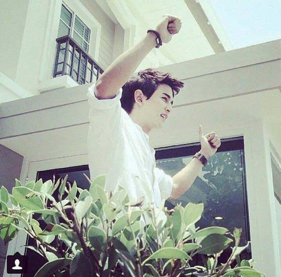 กัน นภัทร ซื้อบ้านให้ครอบครัว กัน นภัทร ซื้อบ้านให้ครอบครัว