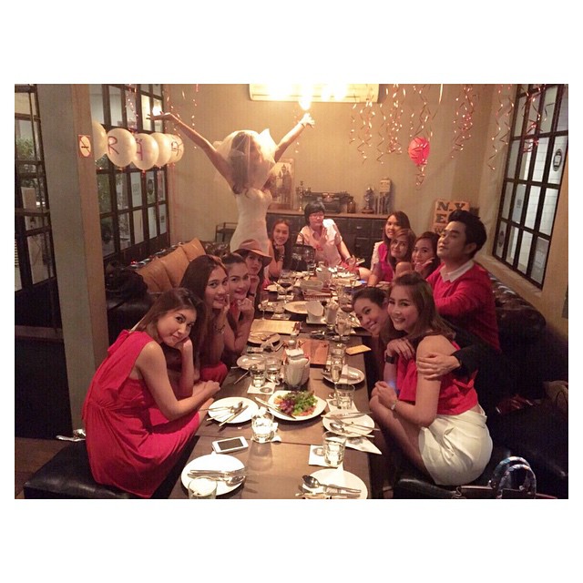 ปาร์ตี้สละโสด กระแต ศุภักษร ปาร์ตี้สละโสด กระแต ศุภักษร