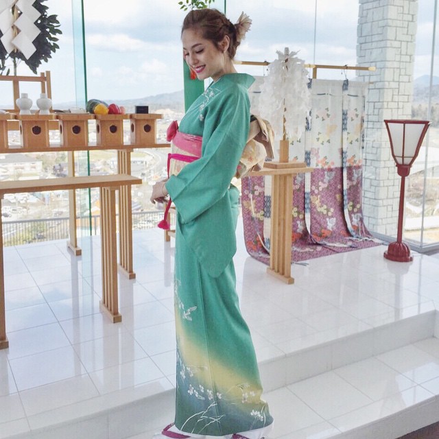 ขวัญ อุษามณี ญี่ปุ่น ขวัญ อุษามณี ญี่ปุ่น