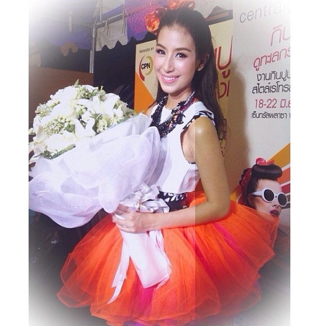 มิ้นต์ ชาลิดา มิ้นต์ ชาลิดา