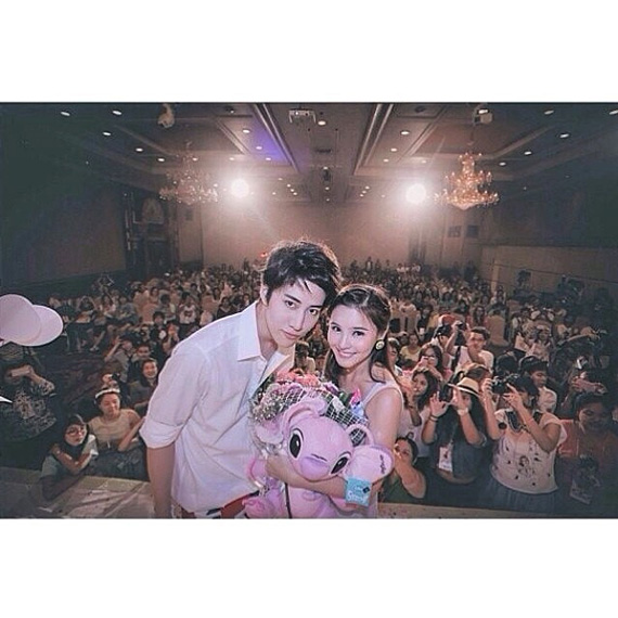 ไมค์ ออม ไมค์ ออม