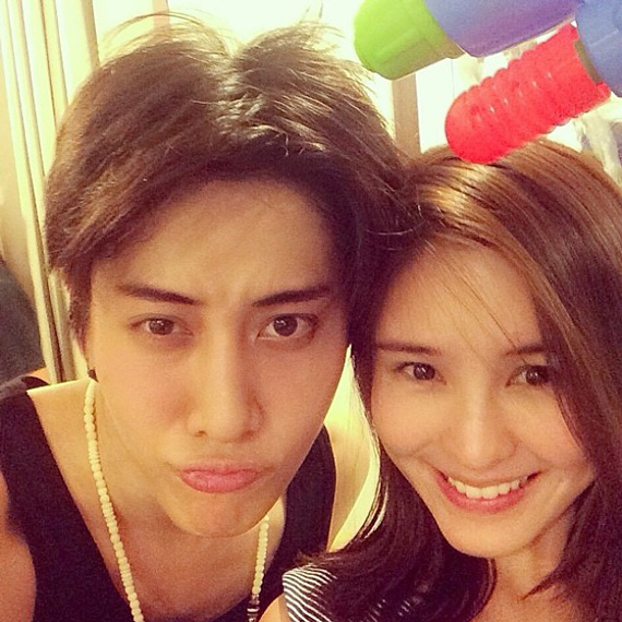 ไมค์ ออม ไมค์ ออม