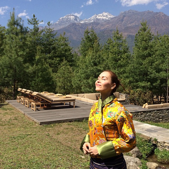 นัท มีเรีย ถ่ายแบบ นิตยสาร เพื่อนเดินทาง นัท มีเรีย ถ่ายแบบ นิตยสาร เพื่อนเดินทาง