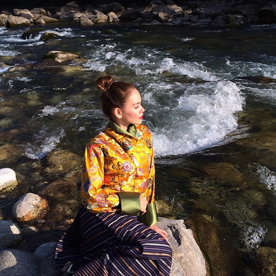 นัท มีเรีย ถ่ายแบบ นิตยสาร เพื่อนเดินทาง นัท มีเรีย ถ่ายแบบ นิตยสาร เพื่อนเดินทาง