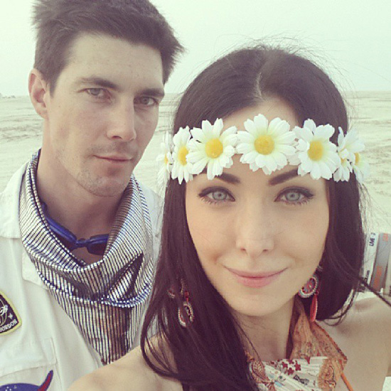 นาตาลี เกลโบว่า - ทราวิส นาตาลี เกลโบว่า - ทราวิส