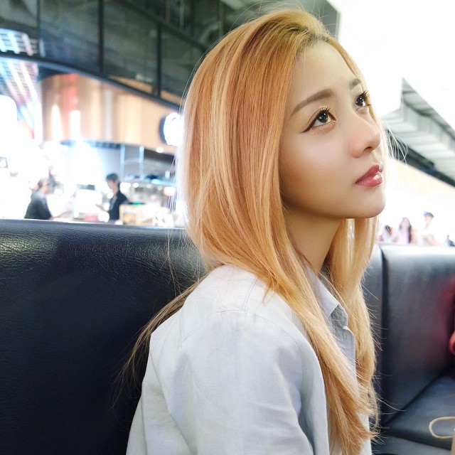 เนย เนโกะจั๊มพ์ เนย เนโกะจั๊มพ์