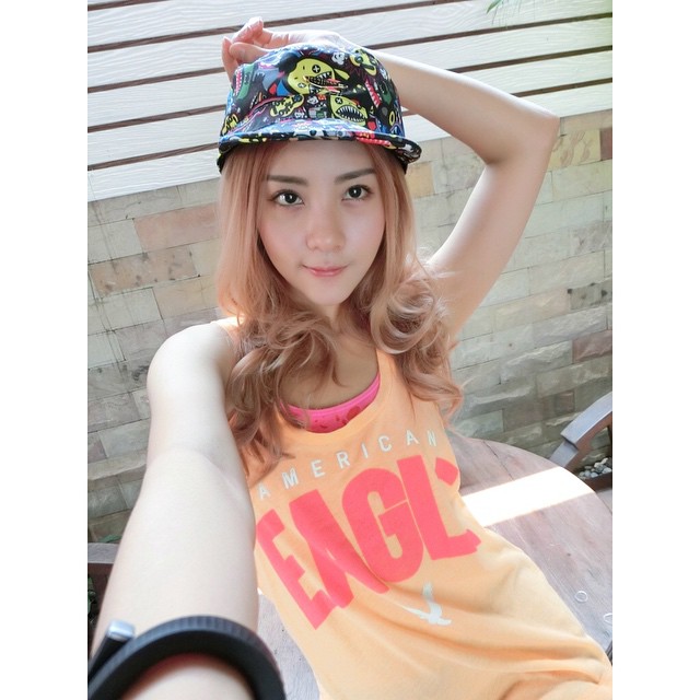 เนย เนโกะจั๊มพ์ เนย เนโกะจั๊มพ์